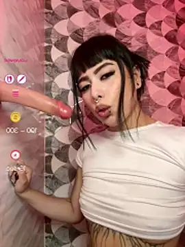 Snapshot of Melanie_Nyx chatting on 08-01-26, 12:21 Melanie Nyx online show from 08-01-26, 12:21