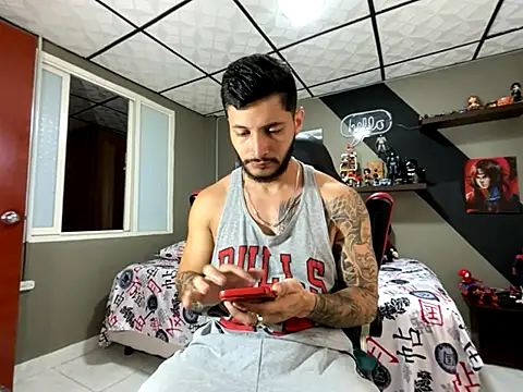 marcel crawford96 online show from 10-04-25, 02:15