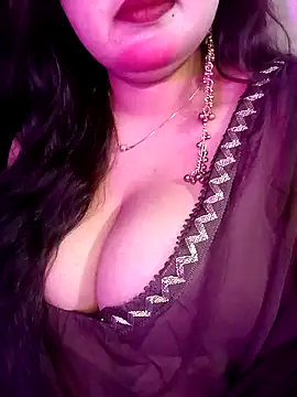 Suhanakhan00 online show from 04-14-26, 07:47