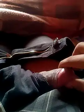 hottboyakash6969 online show from 01-04-25, 08:39