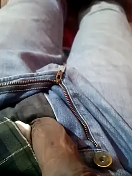 hottboyakash6969 online show from 01-12-25, 02:19