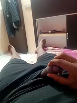 hottboyakash6969 online show from 09-18-25, 06:32