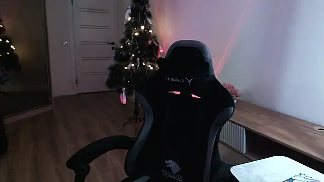 Princess Shy    online show from 02-09-25, 03:56