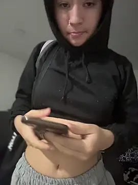 Sophie LS online show from 01-08-26, 02:03