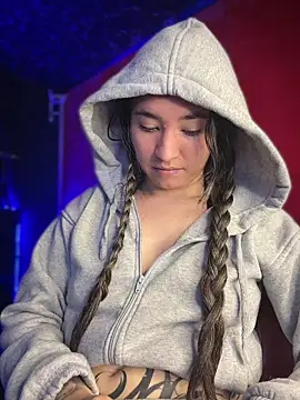 Sophie LS online show from 04-01-26, 01:41