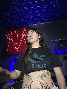 Sophie LS online show from 04-07-26, 03:18