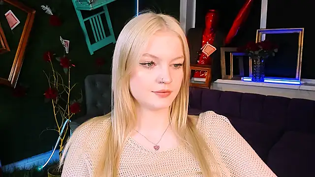 GraceGlamour online show from 11-26-25, 01:12