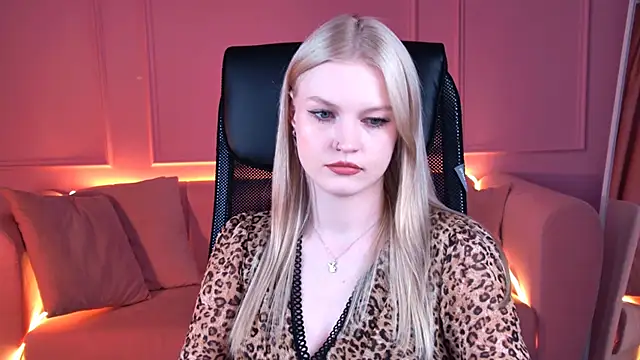 GraceGlamour online show from 12-15-25, 01:26