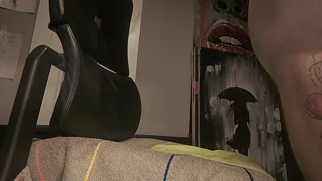 dani4334 online show from 10-16-25, 07:04