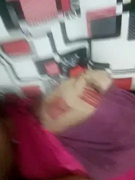 Snapshot of Jhonsansan chatting on 10-13-25, 09:26 Jhonsansan online show from 10-13-25, 09:26