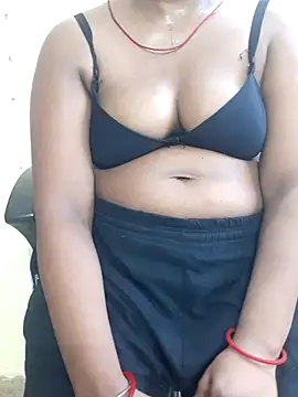 Snapshot of NairaSaxena chatting on 07-18-26, 07:17 NairaSaxena online show from 07-18-26, 07:17