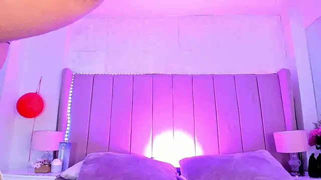 MollyBigBoobs12 online show from 03-08-25, 09:18