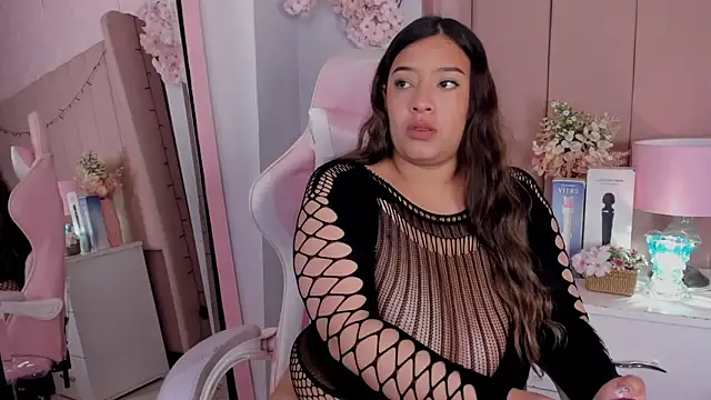 MollyBigBoobs12 online show from 10-06-25, 09:12