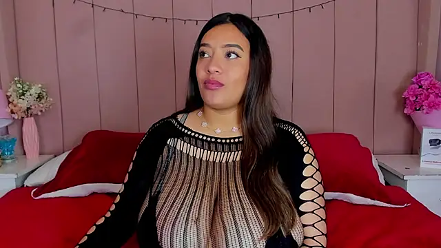 MollyBigBoobs12 online show from 11-18-25, 08:35