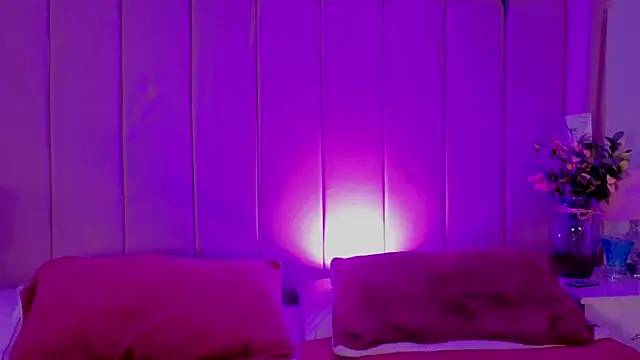 MollyBigBoobs12 online show from 04-14-26, 09:10