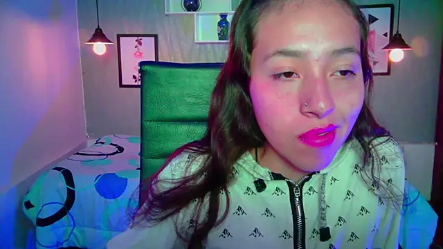 Snapshot of Valeria_roussi chatting on 12-09-24, 01:45 Valeria roussi online show from 12-09-24, 01:45