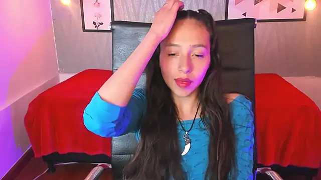 Snapshot of Valeria_roussi chatting on 12-27-24, 08:07 Valeria roussi online show from 12-27-24, 08:07