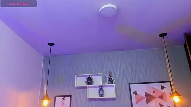 Snapshot of Valeria_roussi chatting on 10-11-25, 02:04 Valeria roussi online show from 10-11-25, 02:04