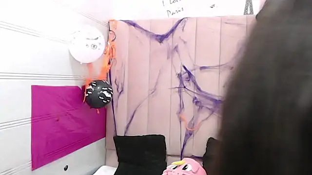 Snapshot of sara_caplerx chatting on 10-20-25, 01:55 sara caplerx online show from 10-20-25, 01:55