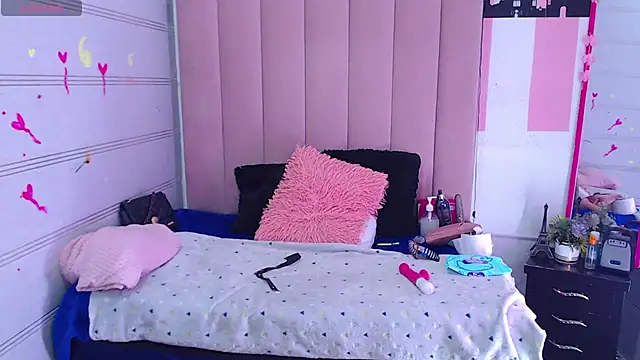 Snapshot of sara_caplerx chatting on 11-19-25, 02:17 sara caplerx online show from 11-19-25, 02:17