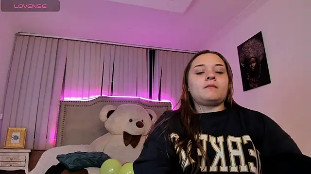 Valentina Se online show from 12-13-24, 09:02