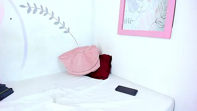 EVAN XOX online show from 12-25-24, 12:27