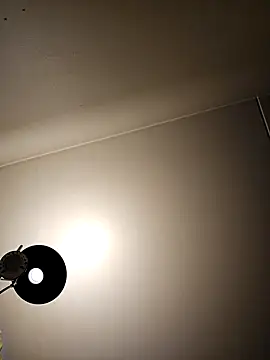 Snapshot of HeteroHotGuy1 chatting on 12-21-24, 10:50 HeteroHotGuy1 online show from 12-21-24, 10:50