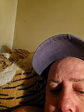 Snapshot of HeteroHotGuy1 chatting on 02-16-25, 12:08 HeteroHotGuy1 online show from 02-16-25, 12:08