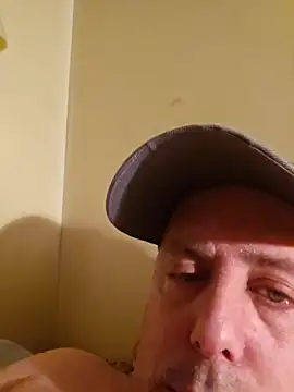 Snapshot of HeteroHotGuy1 chatting on 03-13-25, 10:54 HeteroHotGuy1 online show from 03-13-25, 10:54