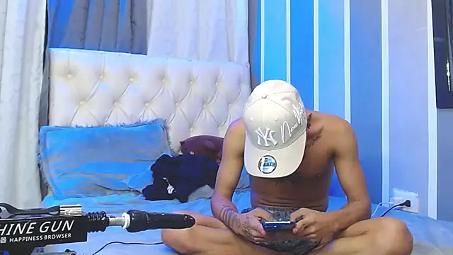 Sexys Boys Hot1 online show from 12-03-24, 09:22