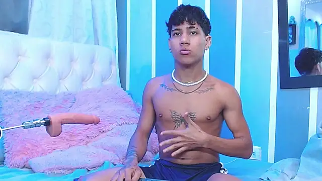 Sexys Boys Hot1 online show from 01-15-25, 08:41