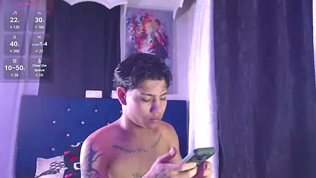 Sexys Boys Hot1 online show from 12-14-25, 01:55