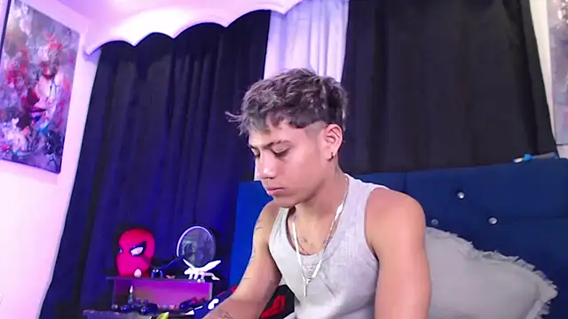 Sexys Boys Hot1 online show from 06-08-26, 01:28