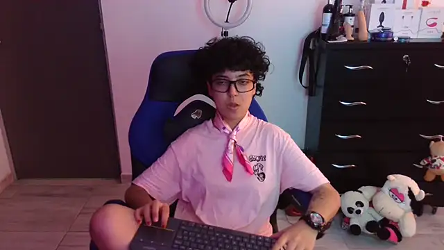 thomascooper7 online show from 02-04-26, 08:36