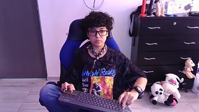 thomascooper7 online show from 02-28-26, 04:08