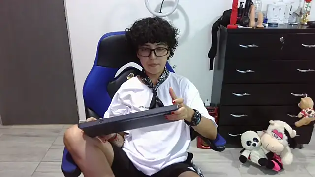 thomascooper7 online show from 03-28-26, 07:35