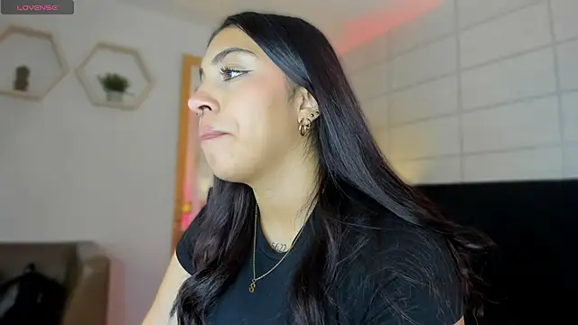 Christine Laam online show from 09-29-25, 12:10