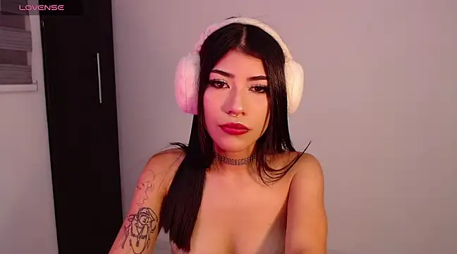 GiselleBlare online show from 02-21-25, 06:40