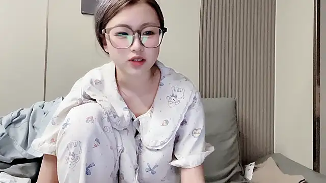 MM YY SS online show from 10-21-25, 10:05