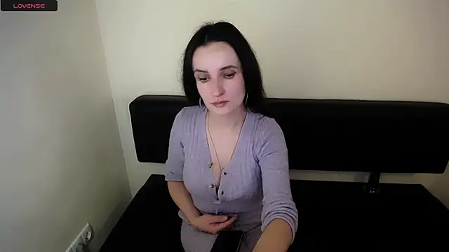 Snapshot of LaimaV_ chatting on 10-10-25, 11:31 LaimaV online show from 10-10-25, 11:31