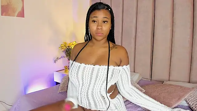 Milan ebony online show from 12-16-25, 11:59