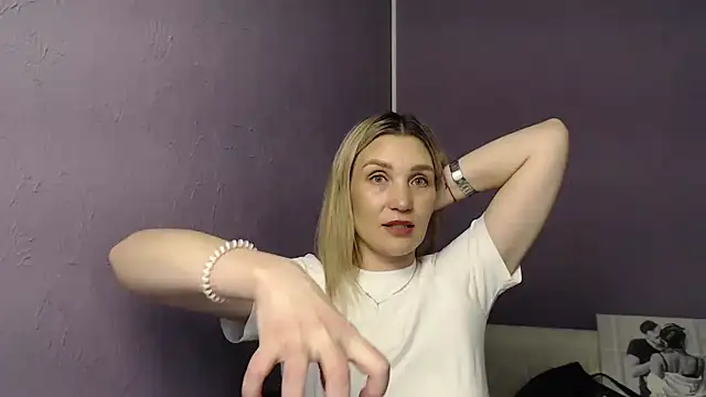 Snapshot of _sexy_lady chatting on 12-03-24, 11:22 sexy lady online show from 12-03-24, 11:22