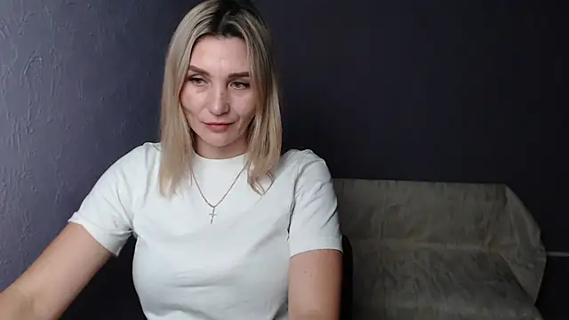 Snapshot of _sexy_lady chatting on 02-10-25, 01:22 sexy lady online show from 02-10-25, 01:22