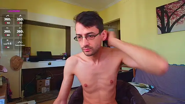 Snapshot of HungEddy chatting on 06-13-26, 11:08 HungEddy online show from 06-13-26, 11:08