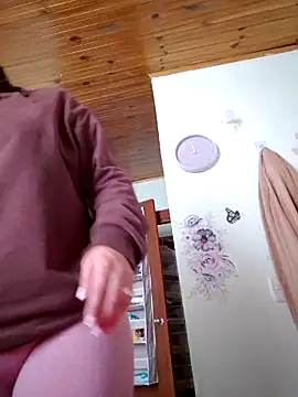 Snapshot of RenataSexy_ chatting on 09-11-25, 05:02 RenataSexy  online show from 09-11-25, 05:02