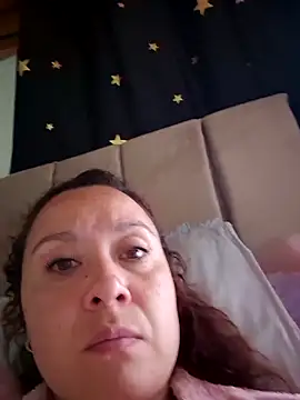 RenataSexy  online show from 06-18-26, 05:50