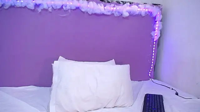 Amberhernandez online show from 03-09-25, 06:32