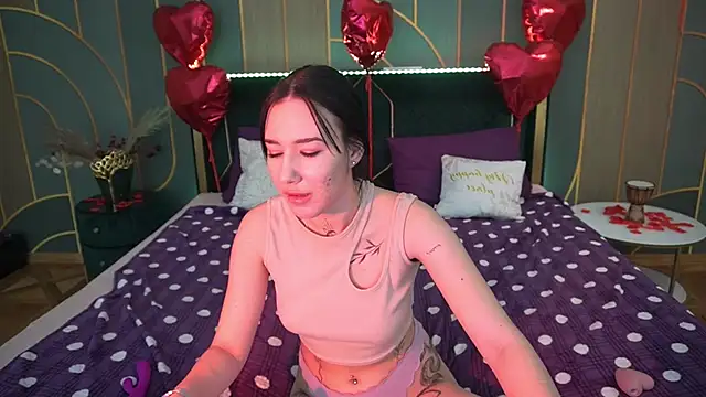 NikkiGoldSide online show from 03-02-25, 07:56