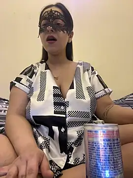 Snapshot of maskinamy chatting on 01-19-25, 10:49 maskinamy online show from 01-19-25, 10:49