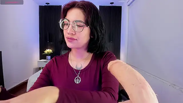 Gianna foxy online show from 03-12-25, 05:24